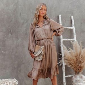 Vici Lena Champagne Dress new with tags xl